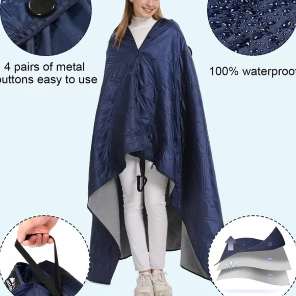 Outdoor Camping Blanket - Fleece Waterproof Stadium Blanket with Portable Bag - Picture 4 of 7